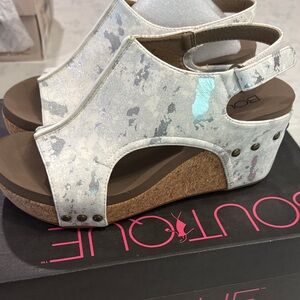 Boutique White and Brown Wedge Sandals